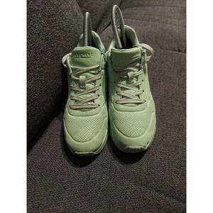 Women's Skechers "Uno - Stand on Air" Tennis Shoes - size 5 Light Green Walking